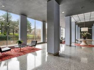 Welcoming Barn, 2 BEDROOM & 1 Bath & Parking - Photo 10