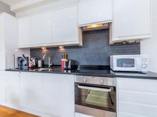 Executive Apartments in Central London FREE WIFI - Photo 8