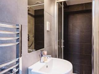 ARCORE Premium Rental Grafton Way - Photo 3