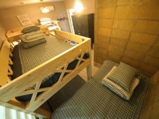 Stitches House - Photo 15