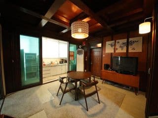 Stitches House - Photo 4