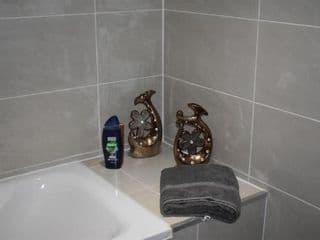 Lux Apartment in Gatwick - Photo 22