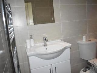Lux Apartment in Gatwick - Photo 23