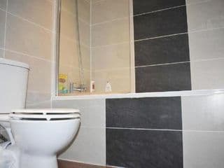 Lux Apartment in Gatwick - Photo 24