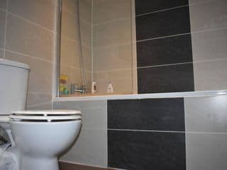 Lux Apartment in Gatwick - Photo 4