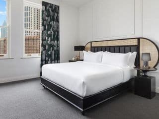 The Candler Hotel Atlanta, Curio Collection by Hilton
