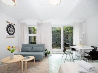 City Hideaway with Terrace - Photo 10