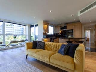 Thames View Apartment, Imperial Wharf