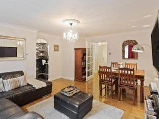 Beautiful and cosy 2 bedroom flat