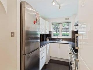 Beautiful and cosy 2 bedroom flat - Photo 8