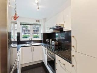 Beautiful and cosy 2 bedroom flat - Photo 9