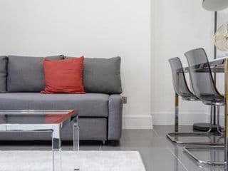 3 bedroom Luxury Apartment in Canary Wharf - Photo 2