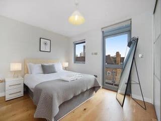2 Bed Executive Penthouse near Liverpool Street FREE WIFI by City Stay London - Photo 15