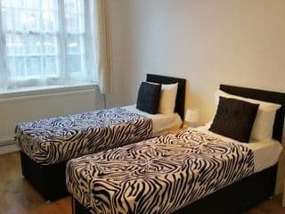 Dream Time Apartments-Aqua Suite - Photo 13