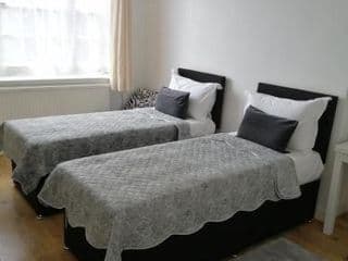 Dream Time Apartments-Aqua Suite - Photo 8