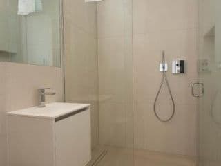 NoHo 132 Serviced Apartments - Photo 2