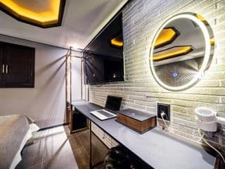 THE GRAY HOTEL - Photo 15