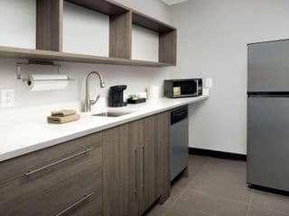 Home2 Suites by Hilton Atlanta Midtown - Photo 2