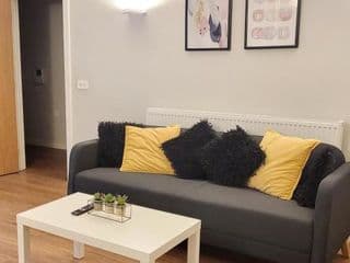 Luxury City Apartment with Self-Checkin in JQuater - Photo 9