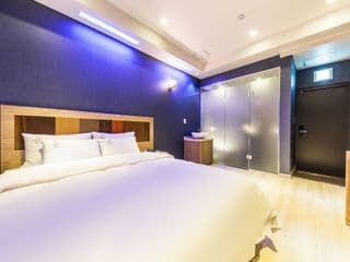 La view Hotel - Photo 3