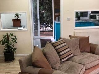 Treetops flat2 Hall Green B28 - Photo 3