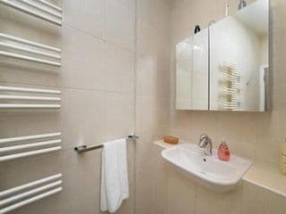 BIG & LUXURY 3 BEDR, 4 BEDS, 2,5 BATH, COVENT GARDEN, BEST Location - Photo 6