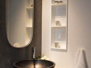 Contemporary Boutique Residence - Photo 24