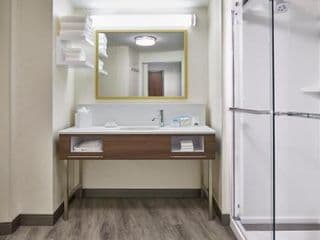 Hampton Inn & Suites Atlanta-Midtown, Ga - Photo 7