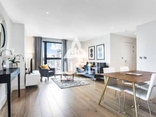 Modern, Stylish PENTHOUSE Apartment next to Wembley Stadium! - Photo 16
