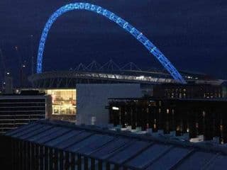 Modern, Stylish PENTHOUSE Apartment next to Wembley Stadium! - Photo 3