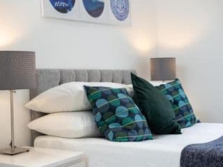 Skyline Serviced Apartments - Beckett - Photo 15