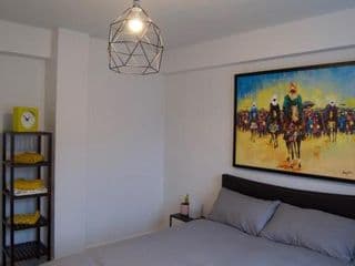Modern 1 Bedroom in Shadwell with Balcony - Photo 11
