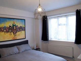 Modern 1 Bedroom in Shadwell with Balcony - Photo 5