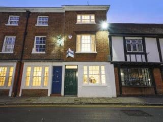 ETON HOUSE - LUXURY ACCOMMODATION, FREE PARKING, CENTRAL LOCATION - Photo 17
