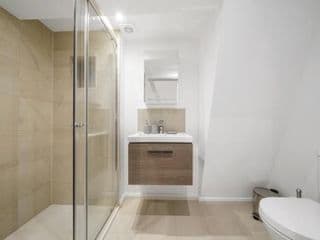 ETON HOUSE - LUXURY ACCOMMODATION, FREE PARKING, CENTRAL LOCATION - Photo 22