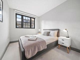 2 Bed Lux Apartment near Central London FREE WIFI - Photo 7