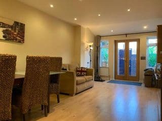 Notting Hill 3 bedroom townhouse with garden and roof terrace - Photo 24