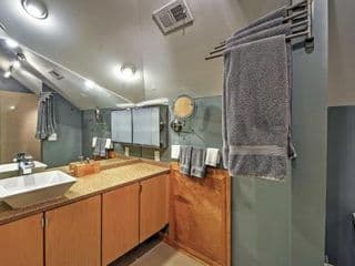 Modern Atlanta Loft Above Bakery in Cabbagetown! - Photo 18