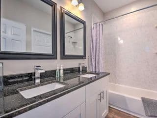 Chic Atlanta Home - 8 Mi to Airport and NCAA Events! - Photo 12