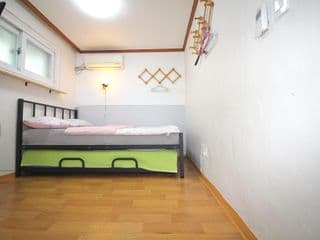 24NearAction@HongDae/ShinChon,Quiet GoodNight@Home - Photo 3