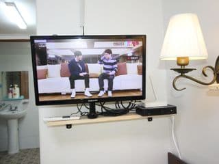 24NearAction@HongDae/ShinChon,Quiet GoodNight@Home - Photo 4