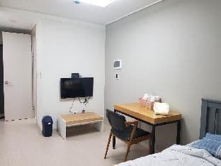 Modern House, Gangnam - Photo 8