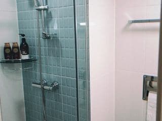 Gangnam lovely house, sinnonhyeon stn #6, 7 - Photo 3