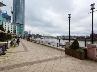 Veeve - River Views from Vauxhall - Photo 24