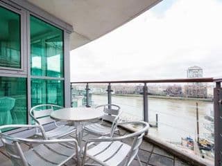 Veeve - River Views from Vauxhall - Photo 4