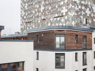 City bed with view - Photo 18