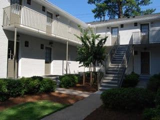 Brookwood Courtyard by BCA Furnished Apt - Photo 24