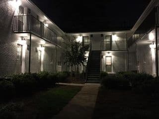 Brookwood Courtyard by BCA Furnished Apt - Photo 9
