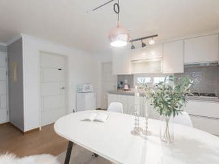 Sweet Story @Hongdae/Yeontral park/Stn. 5min/3Bed - Photo 2