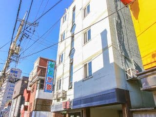 Sinchon Seongdo - Photo 2